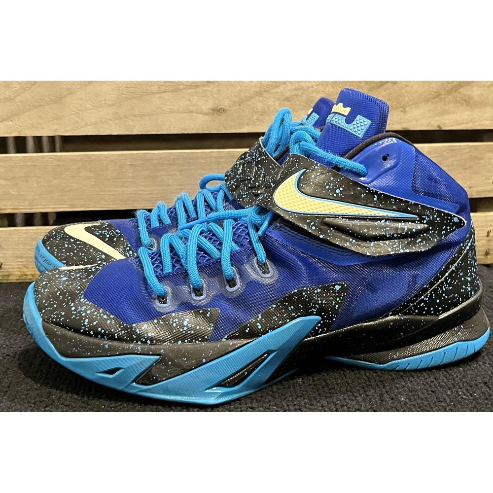 Nike LeBron Shoes Mens Size 10.5 Blue‎ Black Basketball Sneakers 688579-414